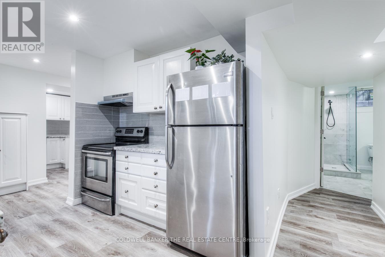 Lower - 562 Winette Road, Pickering, Ontario  L1W 2M3 - Photo 11 - E12363326