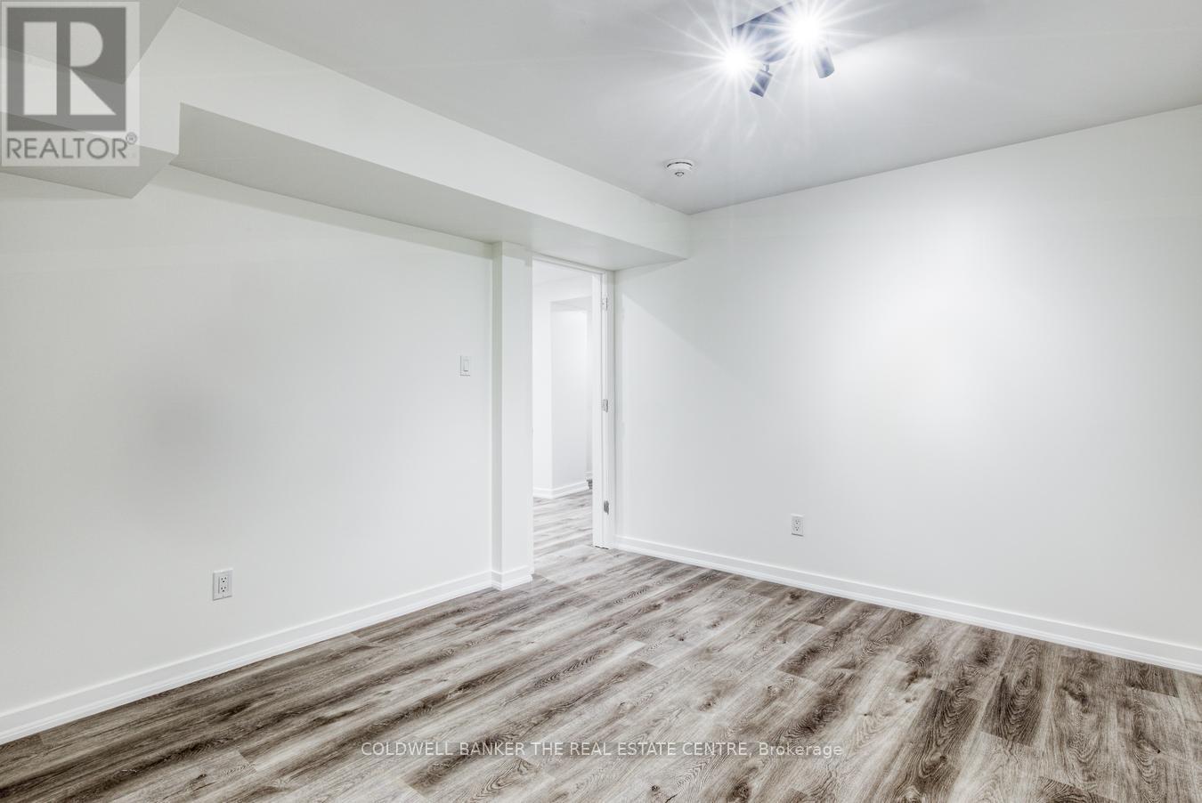 Lower - 562 Winette Road, Pickering, Ontario  L1W 2M3 - Photo 17 - E12363326