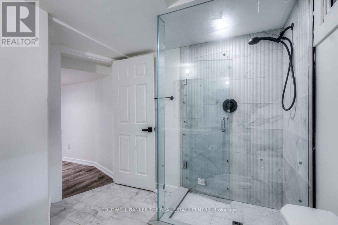 Lower - 562 Winette Road, Pickering, Ontario  L1W 2M3 - Photo 23 - E12363326