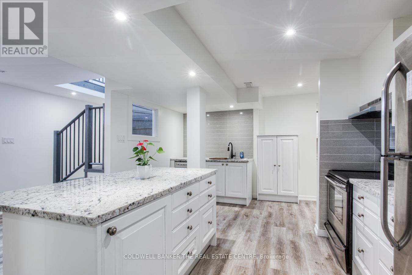 Lower - 562 Winette Road, Pickering, Ontario  L1W 2M3 - Photo 8 - E12363326