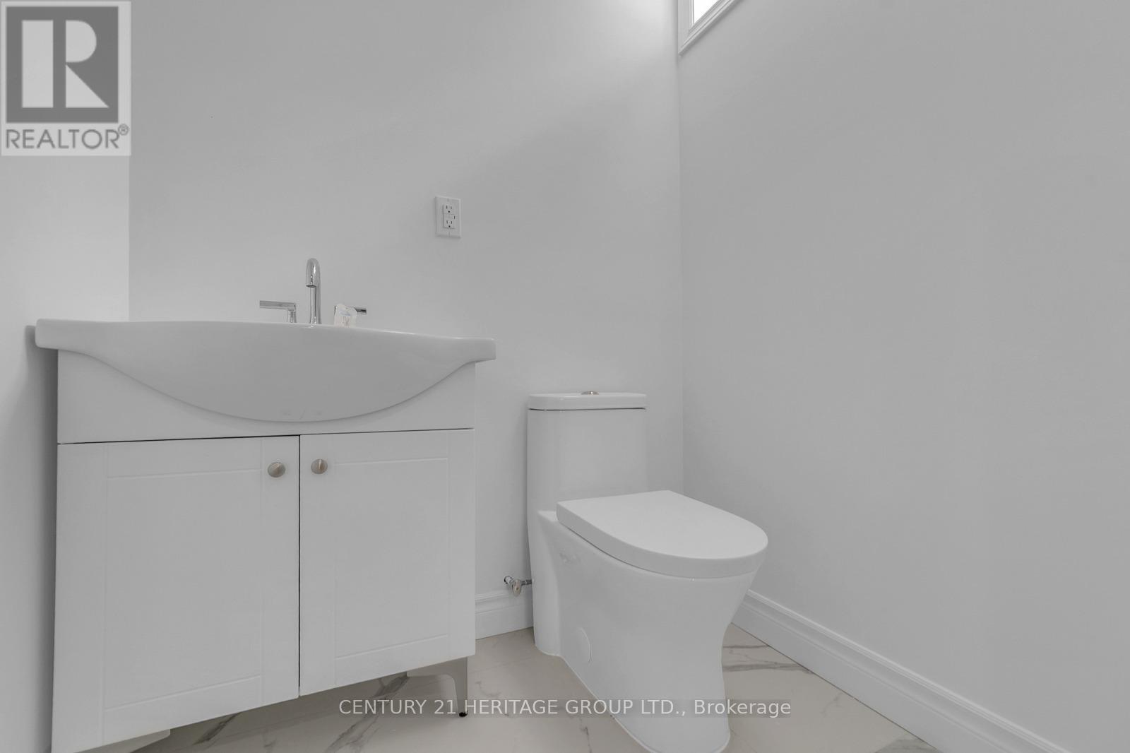 6 Menotti Drive, Richmond Hill, Ontario  L4E 0G9 - Photo 11 - N12364974