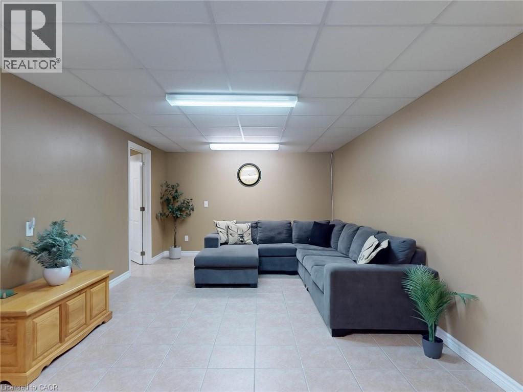 11 Meadowland Gate, Brampton, Ontario  L6W 3N8 - Photo 24 - 40764777