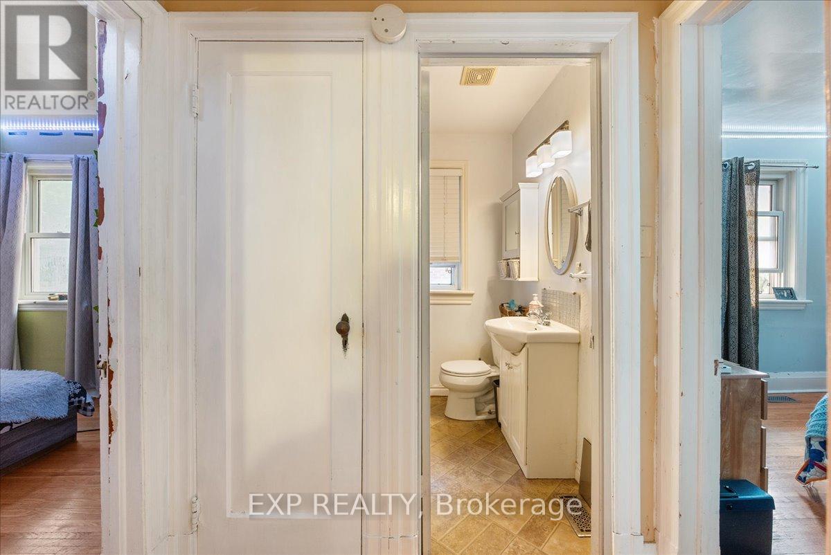 225 Mcgill Street, Peterborough, Ontario  K9J 1W2 - Photo 18 - X12372668