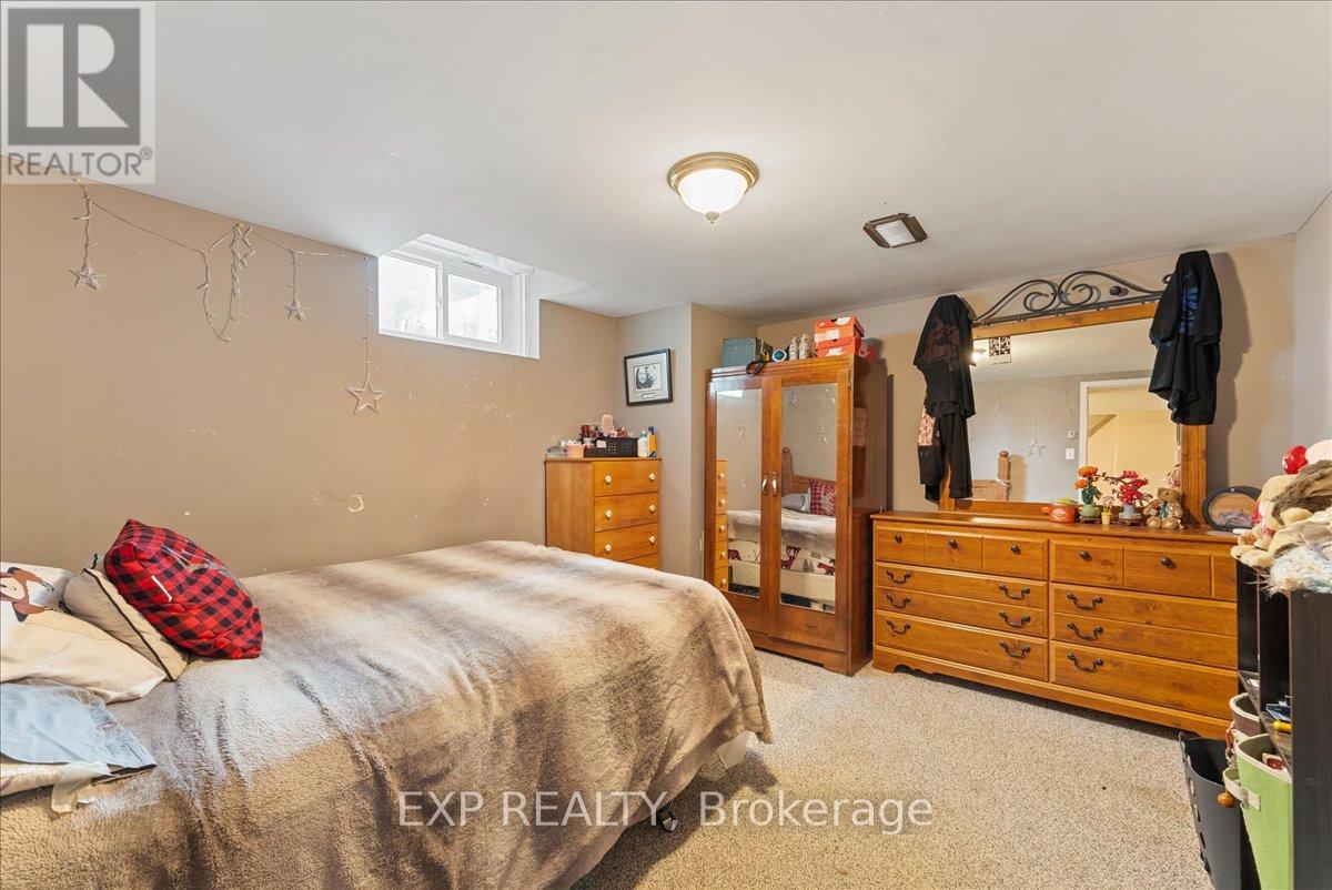 225 Mcgill Street, Peterborough, Ontario  K9J 1W2 - Photo 32 - X12372668
