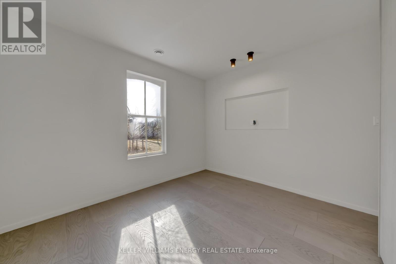 368 Picton Main Street N, Prince Edward County, Ontario  K0K 2T0 - Photo 31 - X12372694