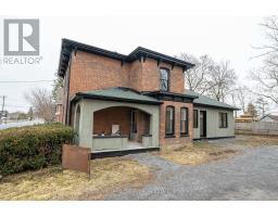 368 PICTON MAIN STREET N, Prince Edward County, Ontario