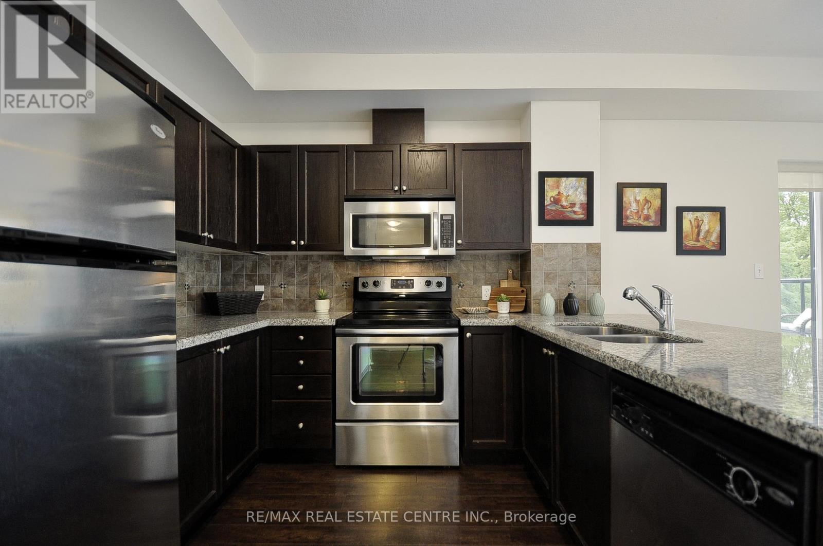 308 - 170 Water Street N, Cambridge, Ontario  N1R 3B6 - Photo 11 - X12372653