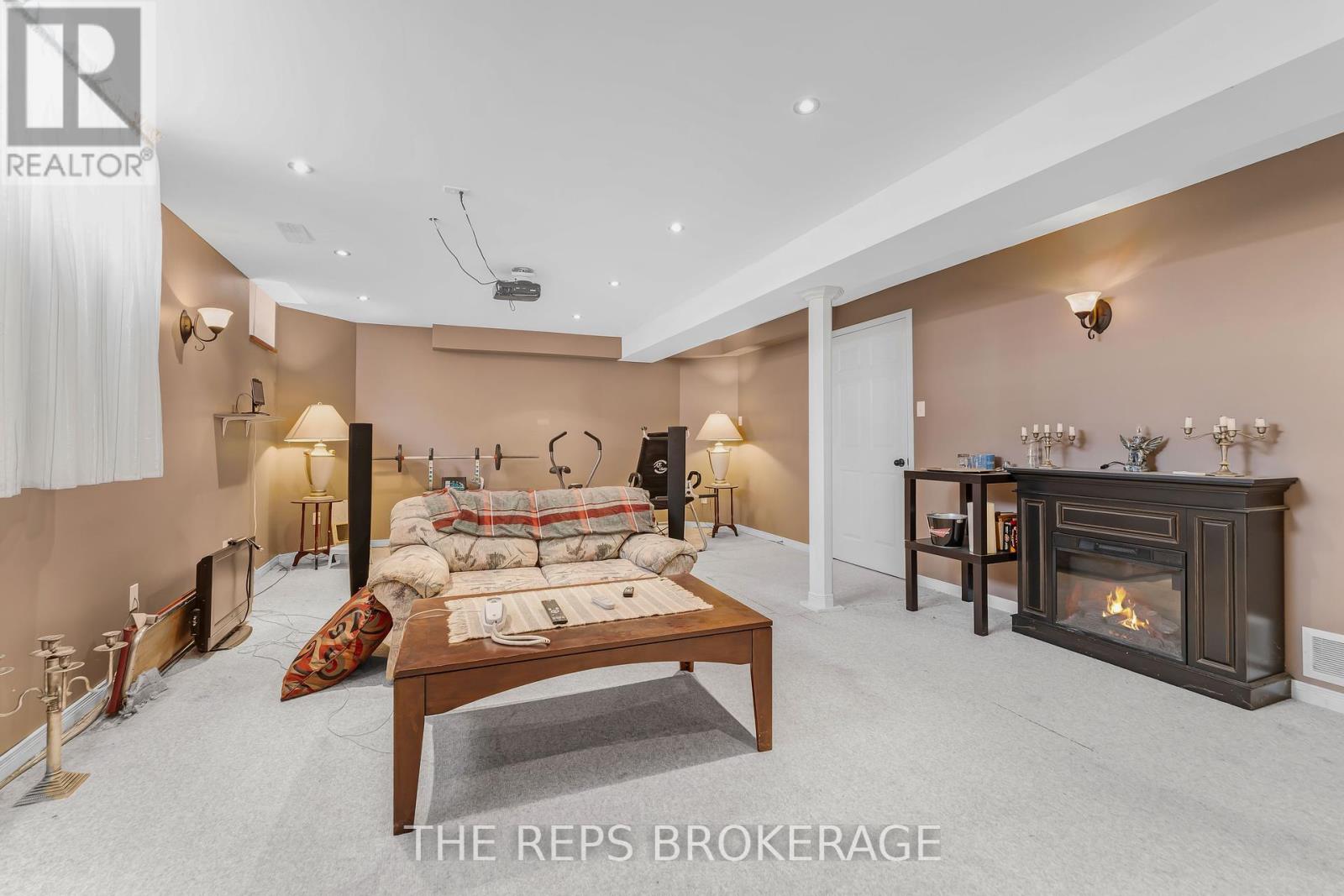 97 Black Bear Way, Ottawa, Ontario  K2S 2G6 - Photo 26 - X12372683