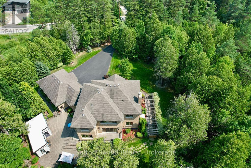 318760 Grey Road 1 Road, Georgian Bluffs, Ontario  N4K 5N4 - Photo 4 - X12372692