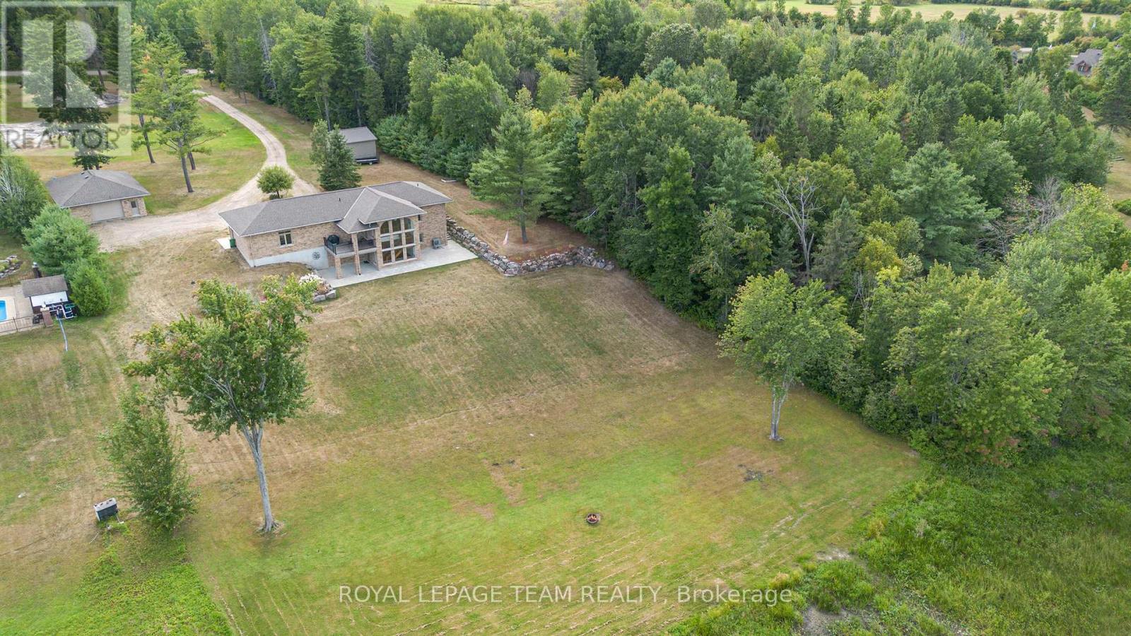 393 Hazley Bay Drive, Laurentian Valley, Ontario  K8A 6W2 - Photo 27 - X12372684
