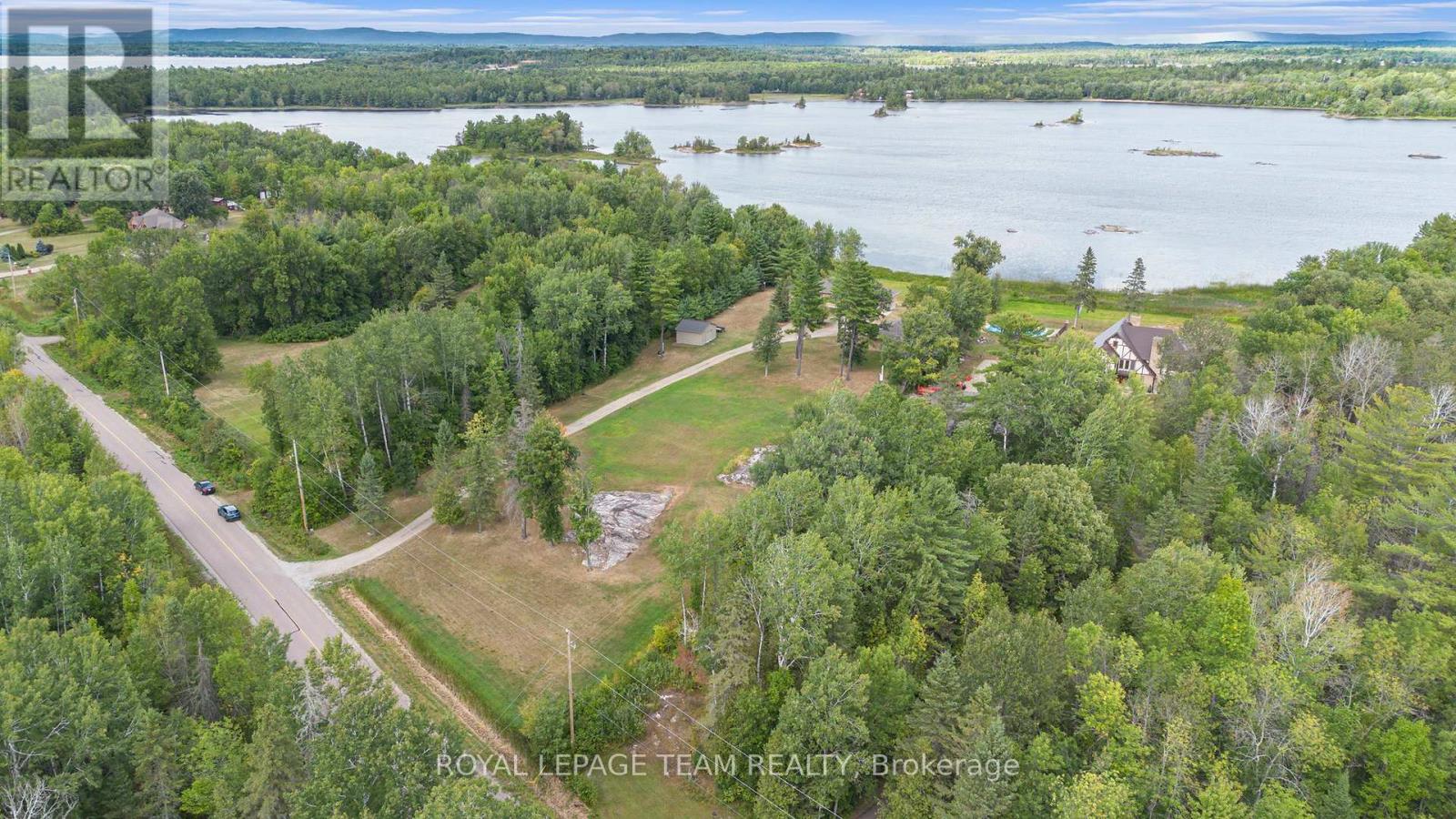 393 Hazley Bay Drive, Laurentian Valley, Ontario  K8A 6W2 - Photo 30 - X12372684