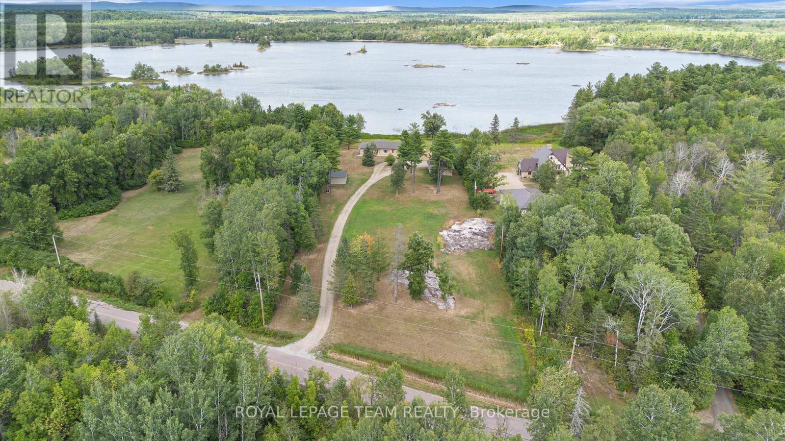 393 Hazley Bay Drive, Laurentian Valley, Ontario  K8A 6W2 - Photo 29 - X12372684