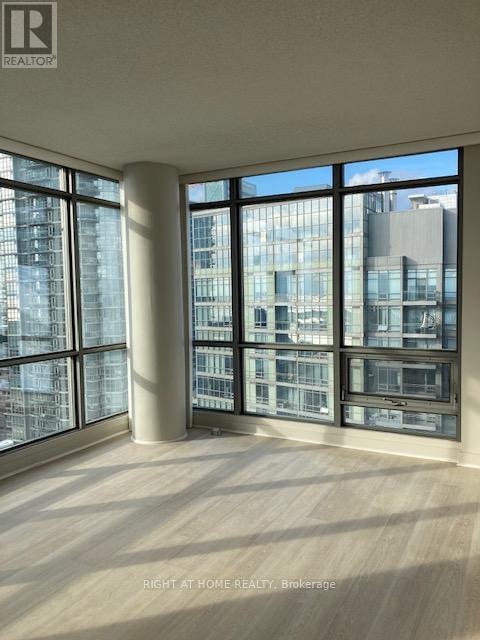 3007 - 5 Mariner Terrace, Toronto, Ontario  M5V 3V6 - Photo 2 - C12372700