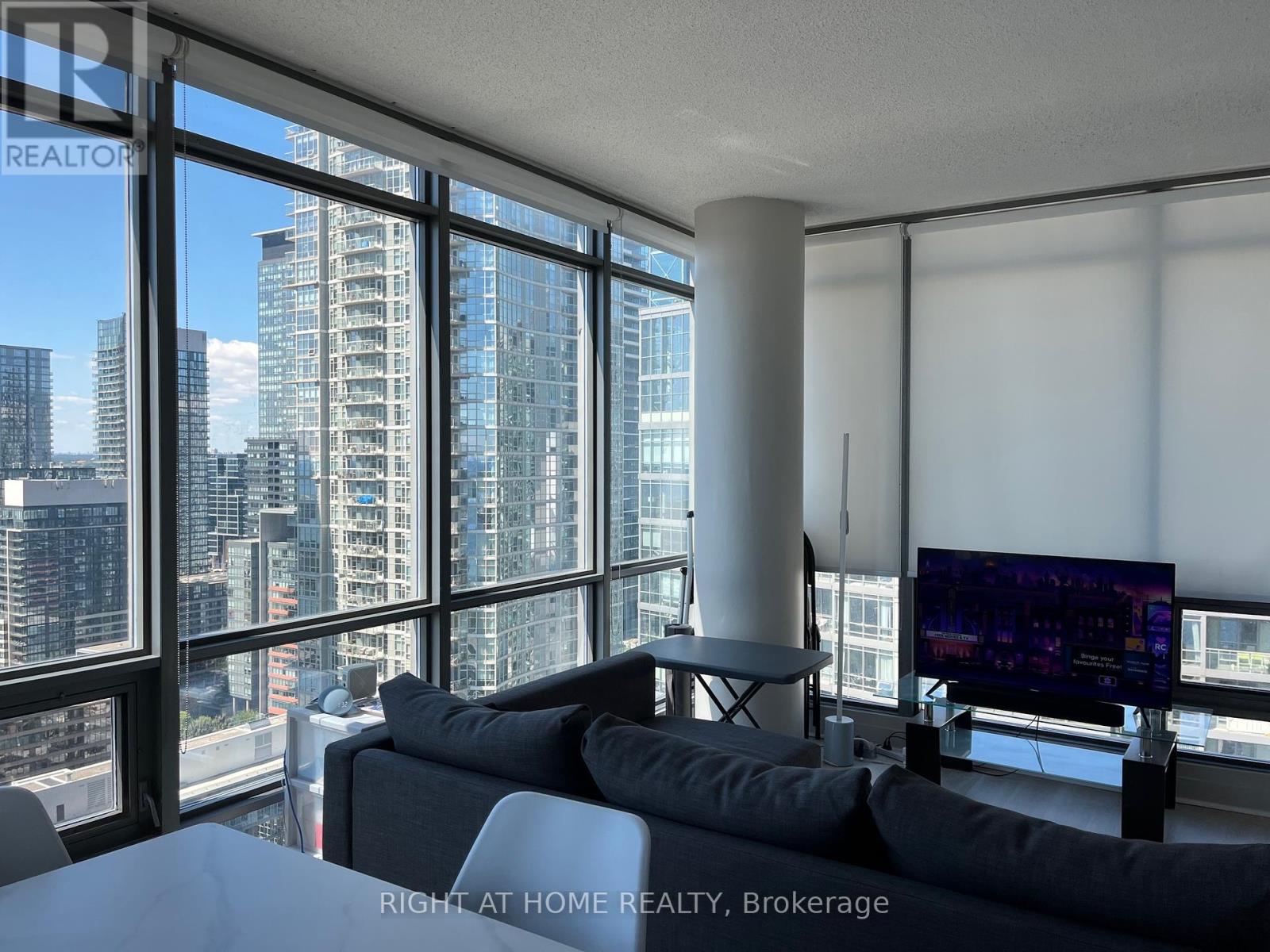 3007 - 5 Mariner Terrace, Toronto, Ontario  M5V 3V6 - Photo 3 - C12372700