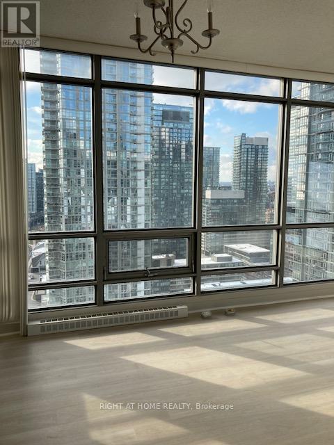 3007 - 5 Mariner Terrace, Toronto, Ontario  M5V 3V6 - Photo 4 - C12372700
