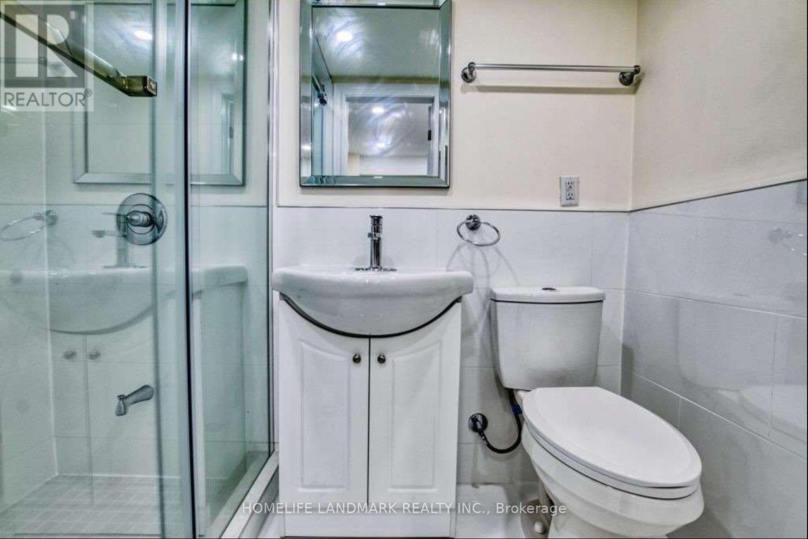 Bsmt - 17 Brewton Road, Toronto, Ontario  M1G 1W2 - Photo 4 - E12372676