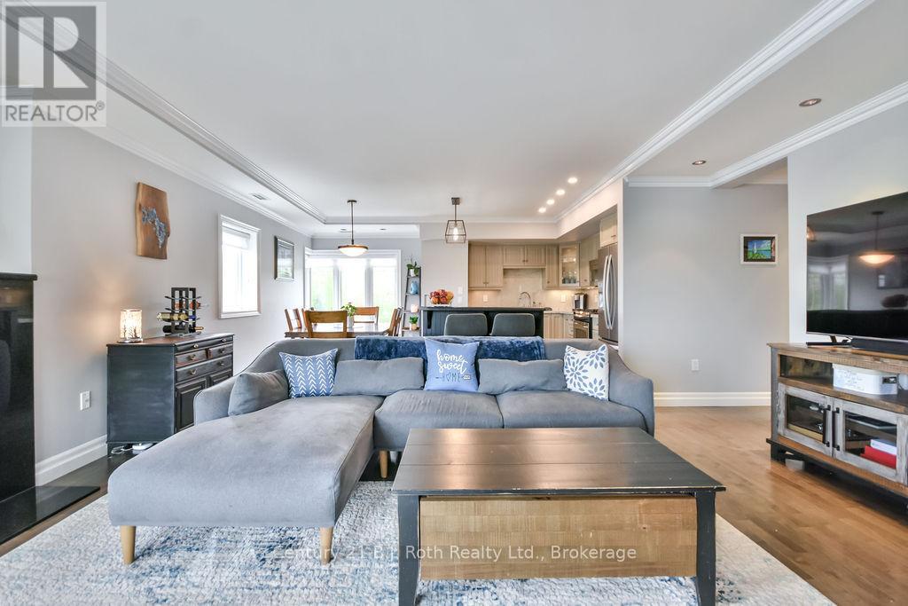 507 - 110 Steamship Bay Road, Gravenhurst (Muskoka (S)), Ontario  P1P 1Z9 - Photo 13 - X12372651
