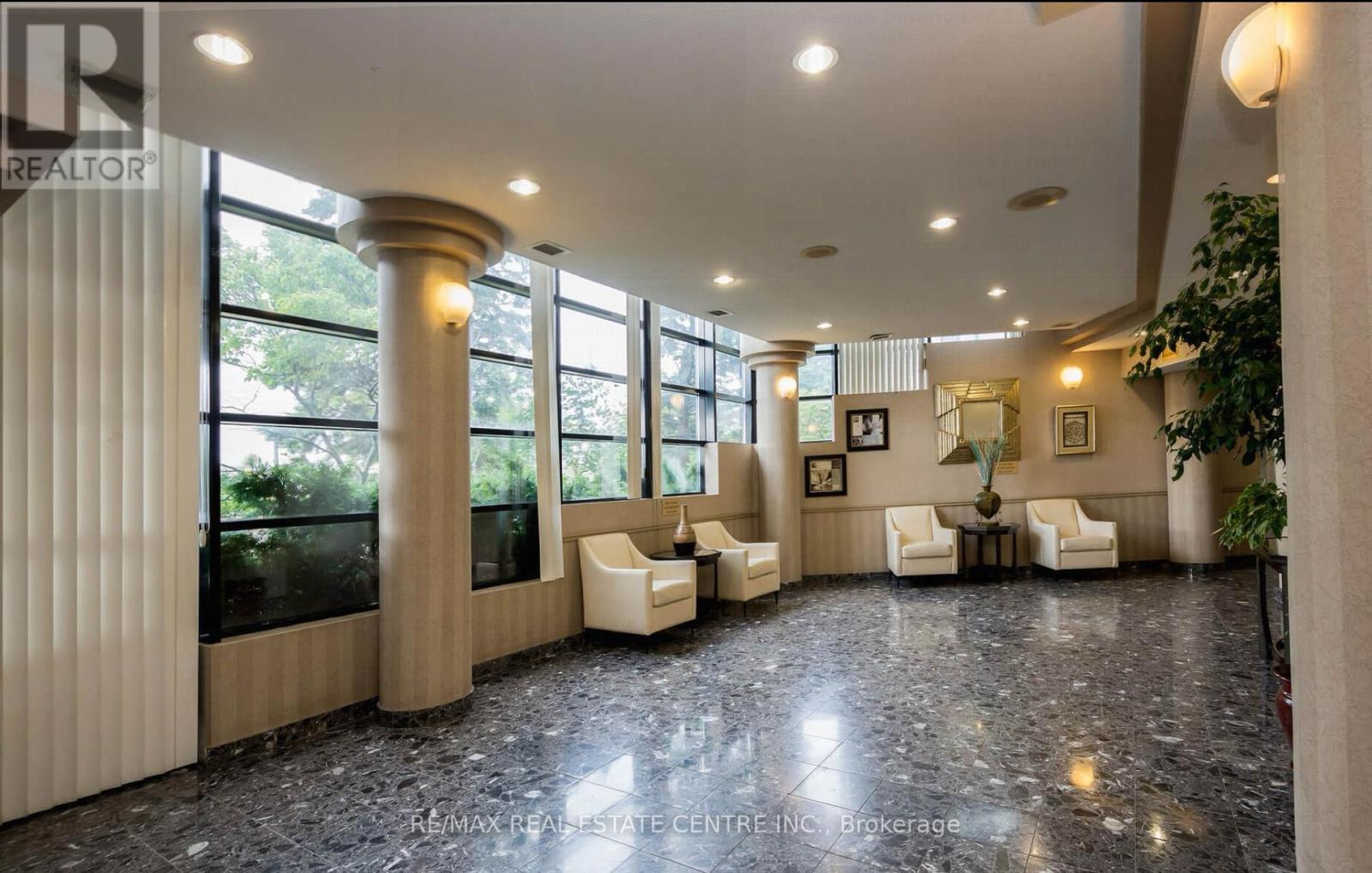 Ph5 - 25 Trailwood Drive, Mississauga, Ontario  L4Z 3K9 - Photo 2 - W12372674