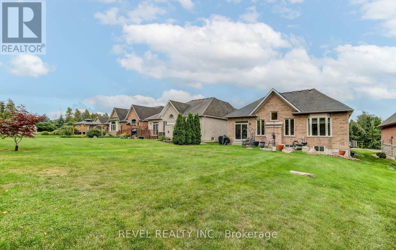 126 Aberfoyle Mill Crescent, Puslinch, Ontario  N1H 6H9 - Photo 15 - X12372682