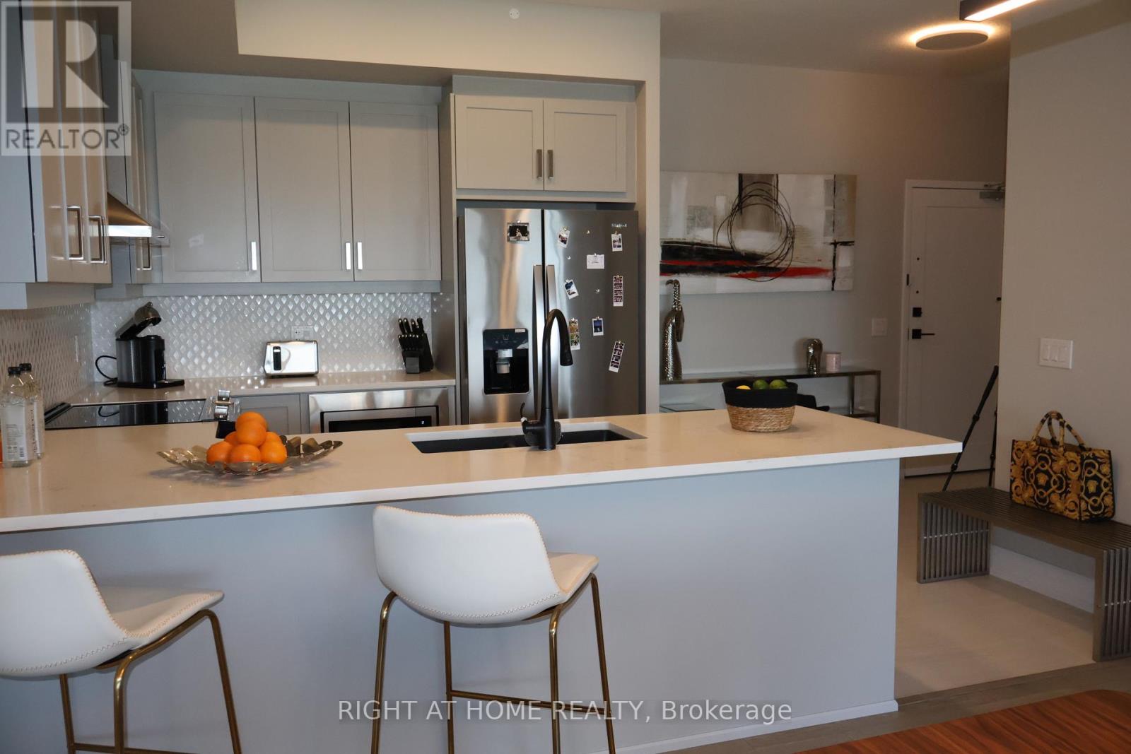 1006 - 1880 Gordon Street, Guelph, Ontario  N1L 0P5 - Photo 11 - X12372688