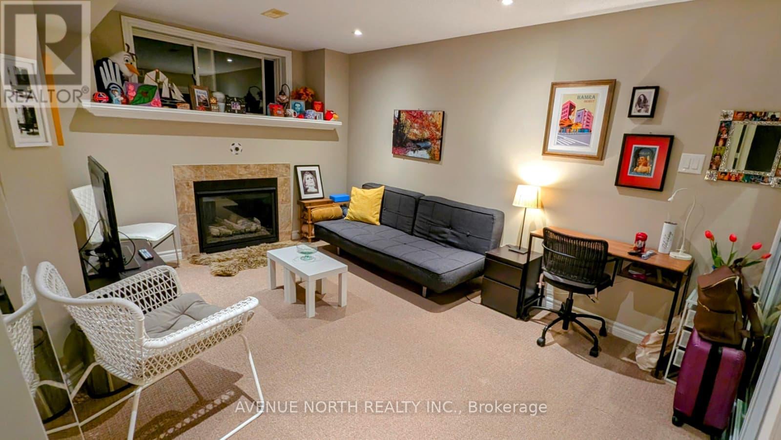 365 Cooks Mill Crescent, Ottawa, Ontario  K1V 2N2 - Photo 20 - X12372705