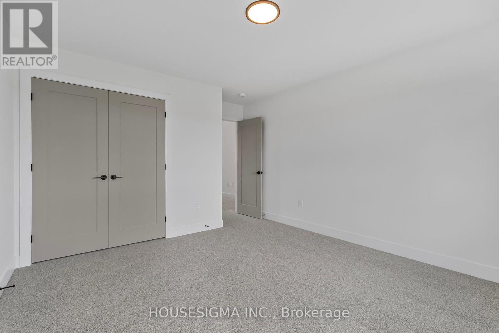 36 Kelly Drive, Zorra, Ontario  N0M 2M0 - Photo 34 - X12372741