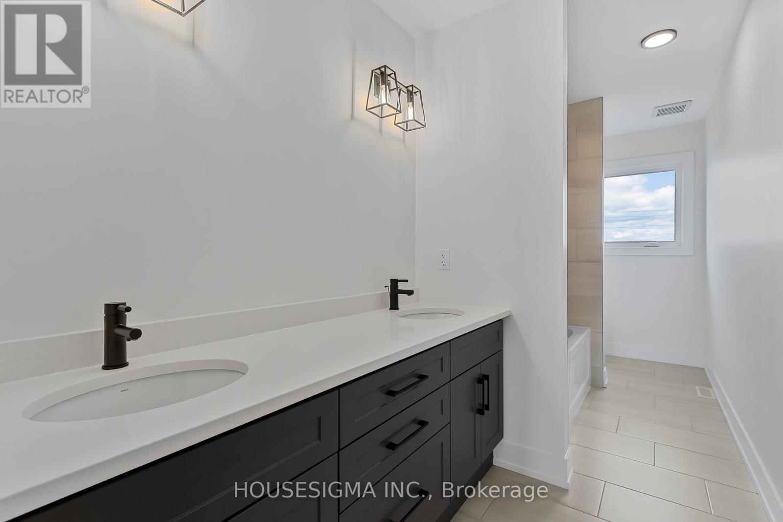 36 Kelly Drive, Zorra, Ontario  N0M 2M0 - Photo 39 - X12372741