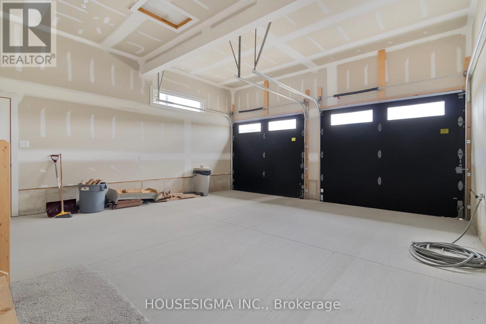 36 Kelly Drive, Zorra, Ontario  N0M 2M0 - Photo 44 - X12372741