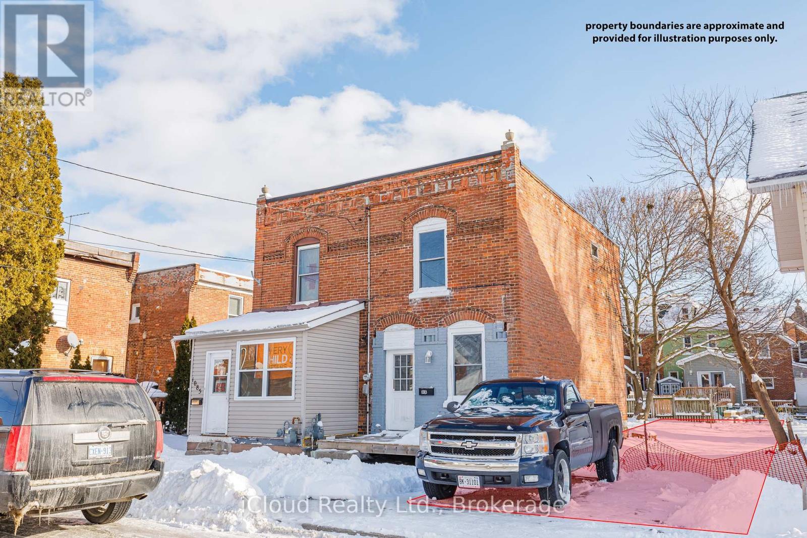 1081 3rd A Avenue E, Owen Sound, Ontario  N4K 2L1 - Photo 2 - X12372317