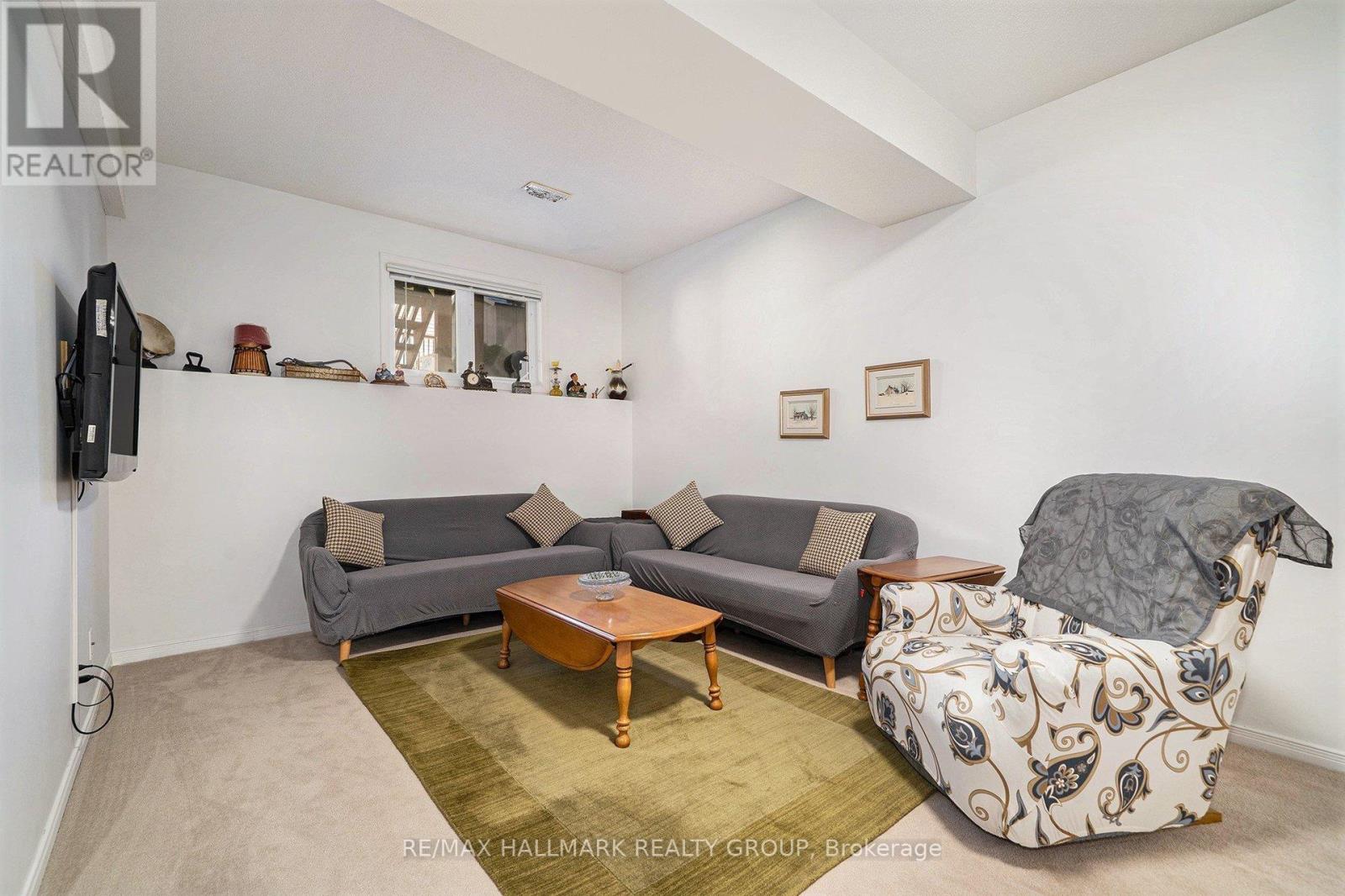 7 Maple Park Private, Ottawa, Ontario  K1T 4A6 - Photo 21 - X12372751