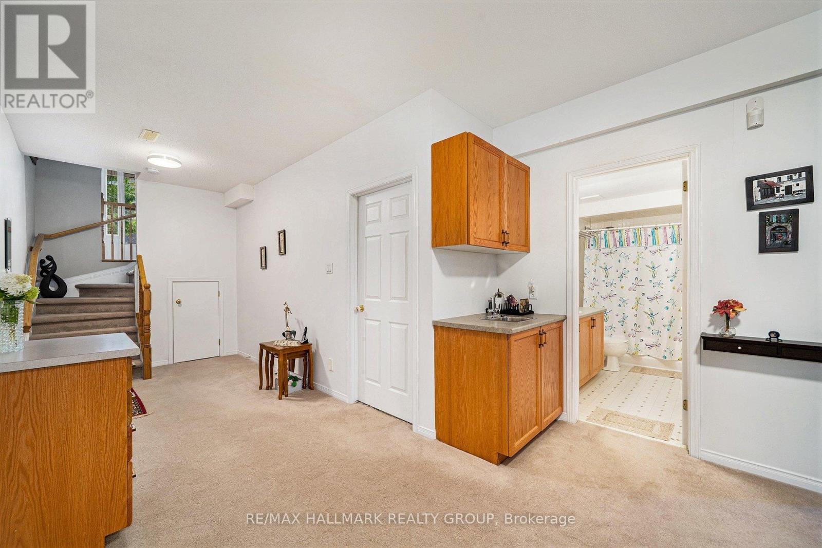 7 Maple Park Private, Ottawa, Ontario  K1T 4A6 - Photo 23 - X12372751