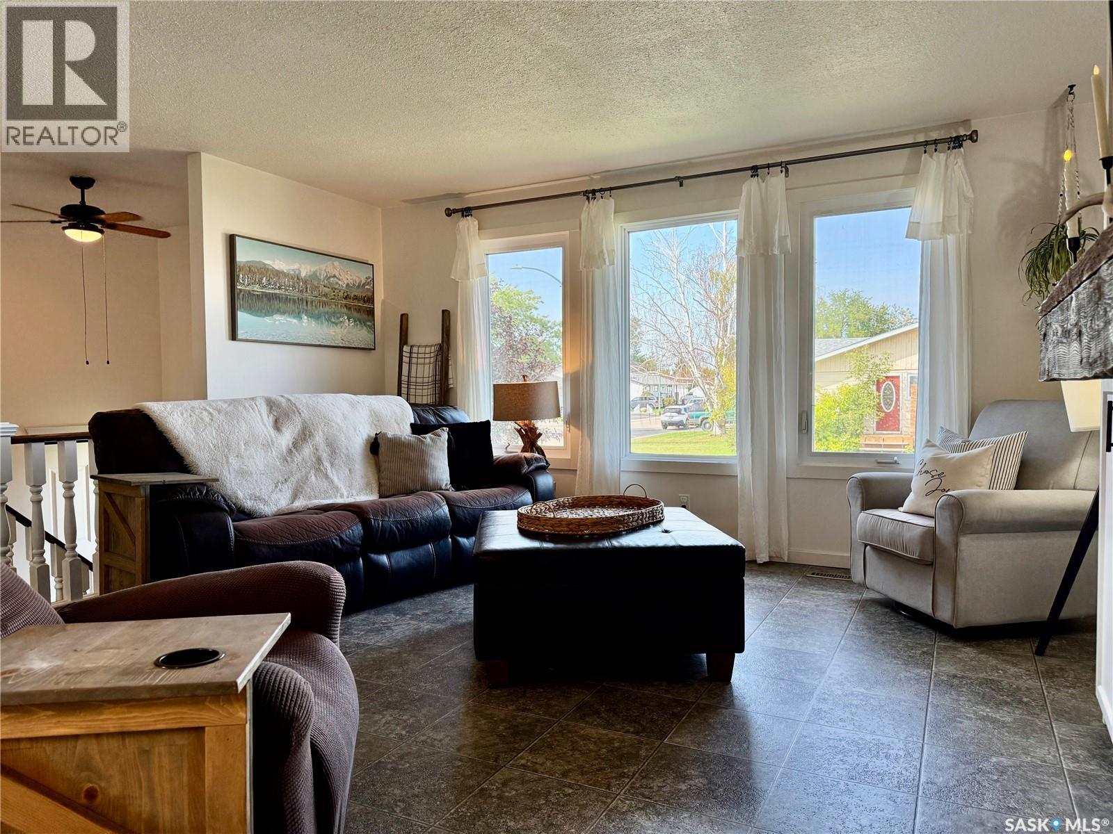 38 Howard Crescent, Lanigan, Saskatchewan  S0K 2M0 - Photo 7 - SK017055