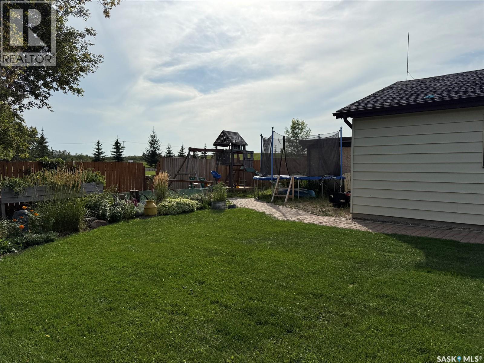 38 Howard Crescent, Lanigan, Saskatchewan  S0K 2M0 - Photo 45 - SK017055