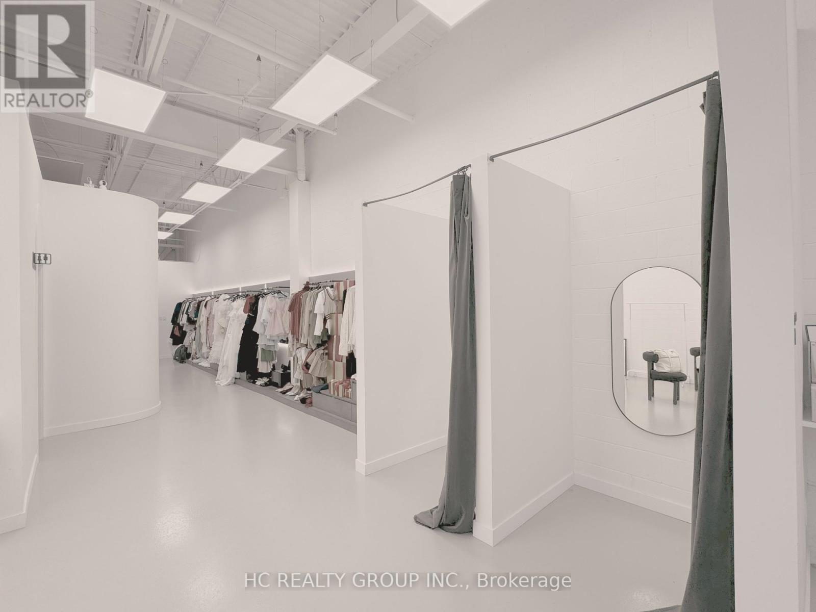 17 - 290 Yorktech Drive, Markham, Ontario  L6G 0A7 - Photo 9 - N12372722