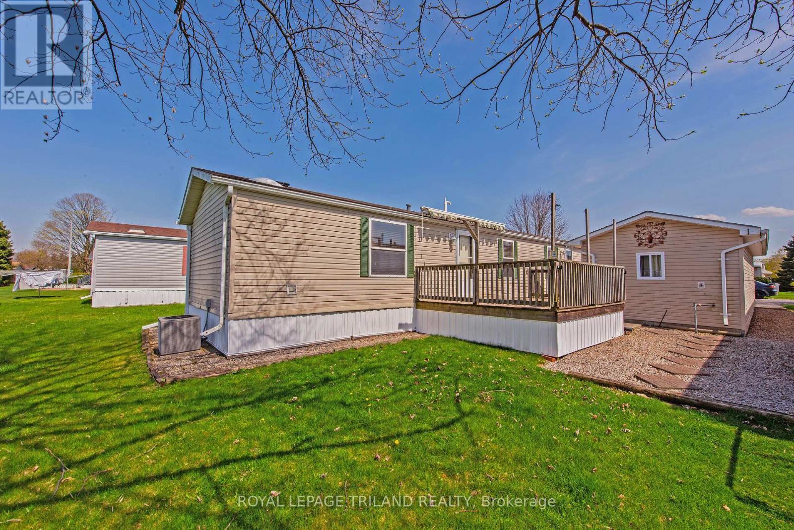 A - 5 Stewart Street, Strathroy-Caradoc, Ontario  N7G 1A1 - Photo 1 - X12372761