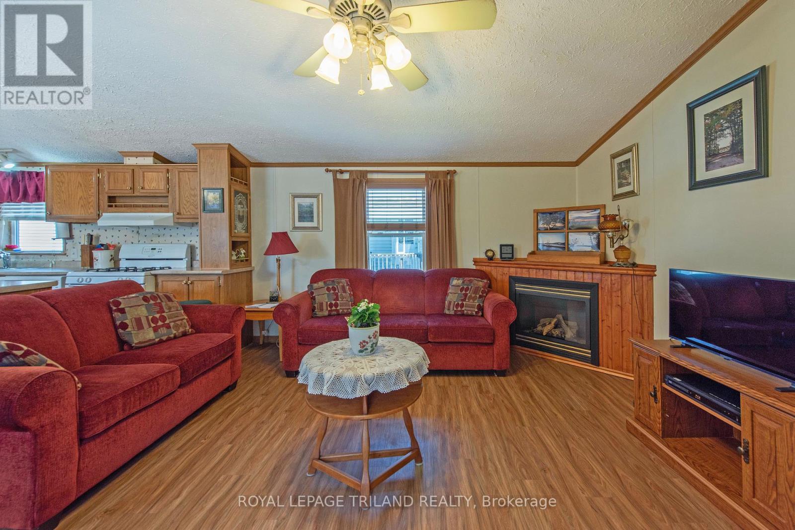 A - 5 Stewart Street, Strathroy-Caradoc, Ontario  N7G 1A1 - Photo 15 - X12372761