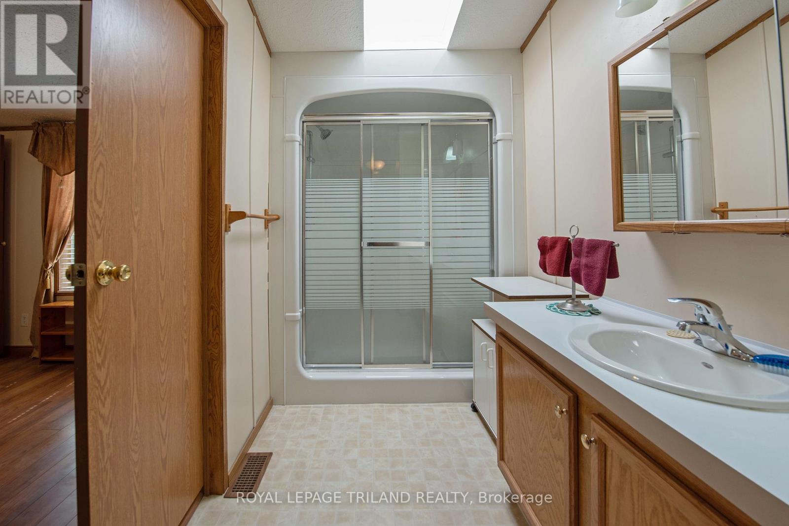 A - 5 Stewart Street, Strathroy-Caradoc, Ontario  N7G 1A1 - Photo 22 - X12372761