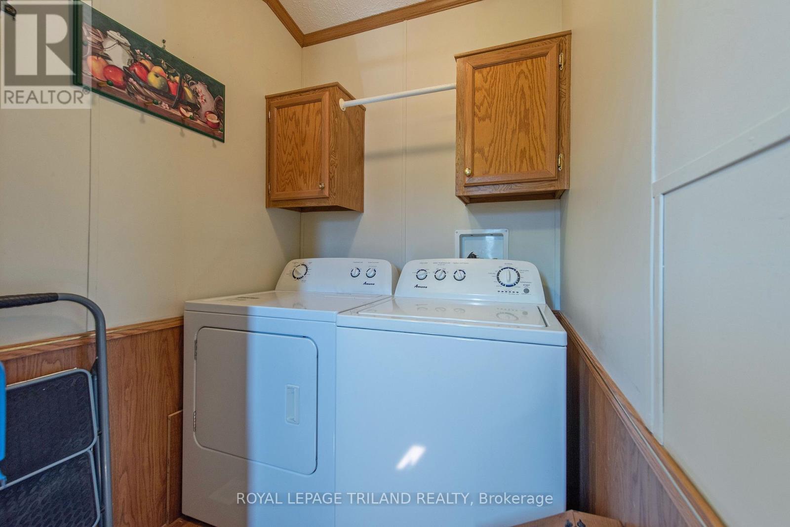 A - 5 Stewart Street, Strathroy-Caradoc, Ontario  N7G 1A1 - Photo 31 - X12372761