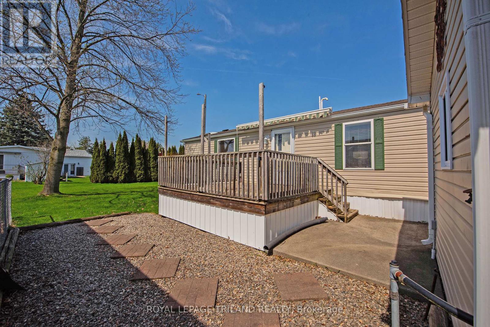 A - 5 Stewart Street, Strathroy-Caradoc, Ontario  N7G 1A1 - Photo 34 - X12372761