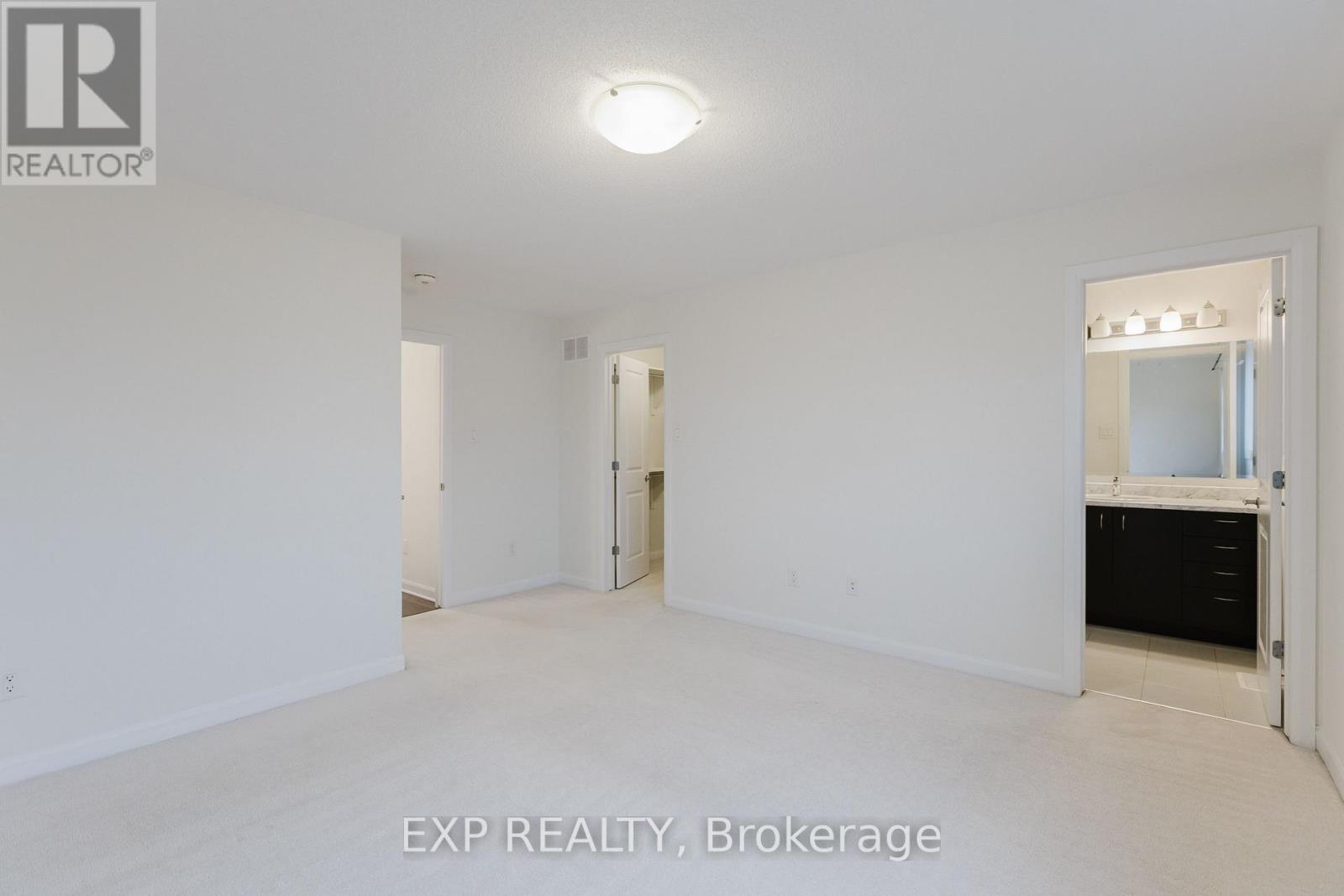 92 Natare Place, Ottawa, Ontario  K2T 0P2 - Photo 19 - X12372758