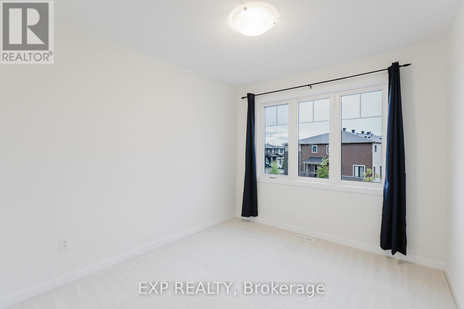 92 Natare Place, Ottawa, Ontario  K2T 0P2 - Photo 24 - X12372758