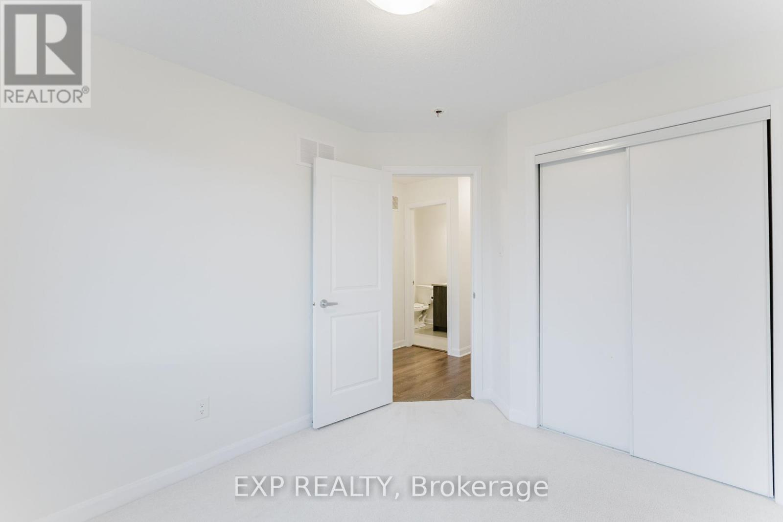 92 Natare Place, Ottawa, Ontario  K2T 0P2 - Photo 25 - X12372758