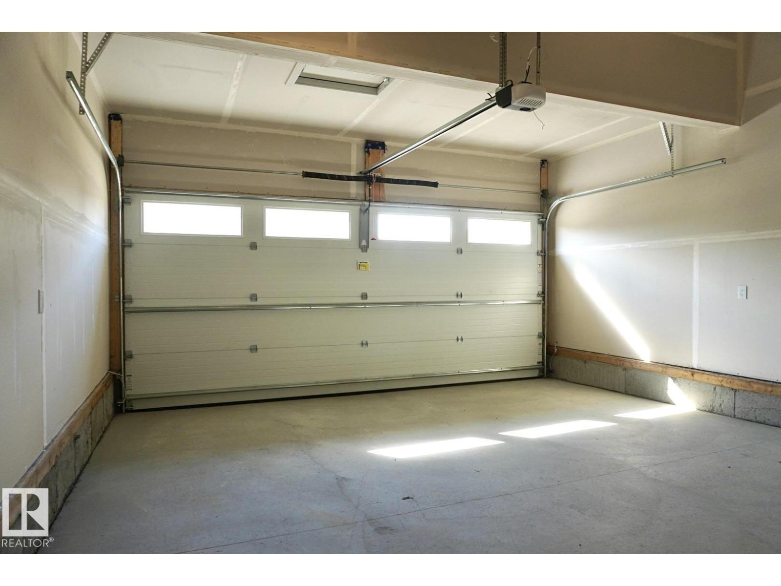 2013 209a St Nw, Edmonton, Alberta  T6M 3C8 - Photo 5 - E4450134