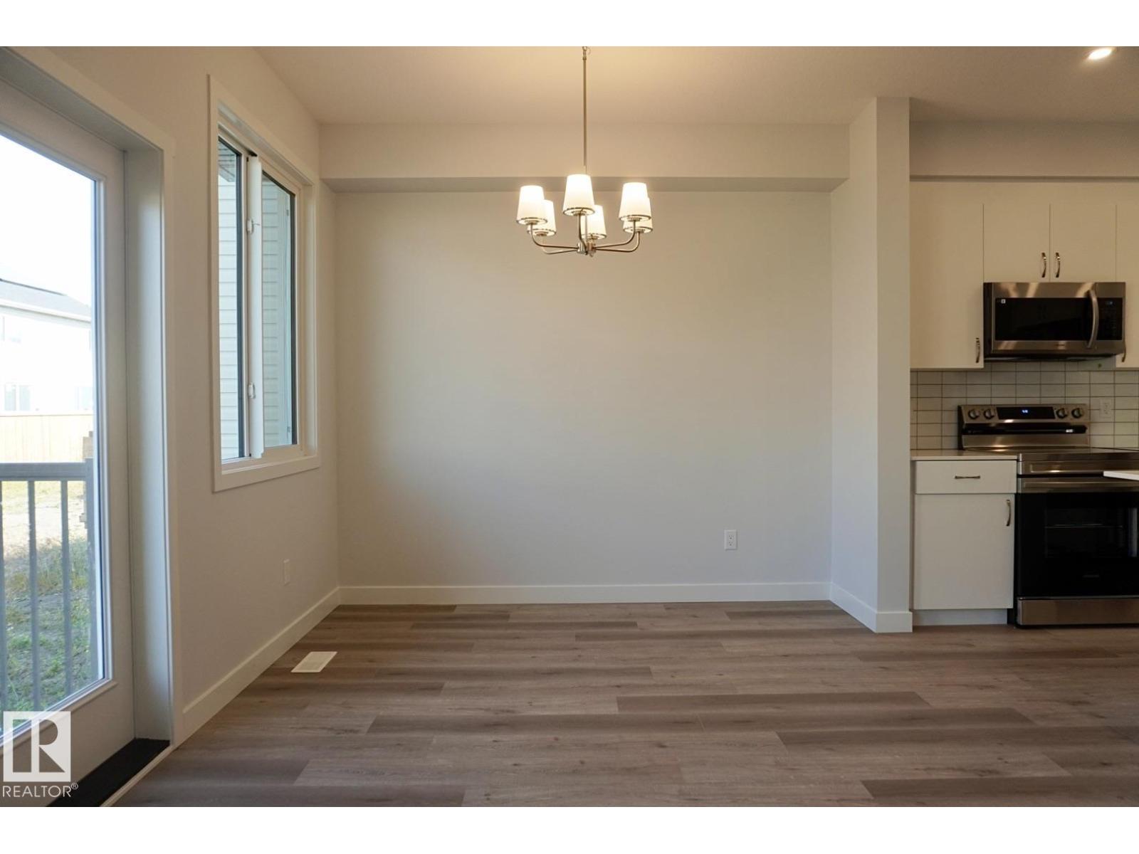 2013 209a St Nw, Edmonton, Alberta  T6M 3C8 - Photo 12 - E4450134