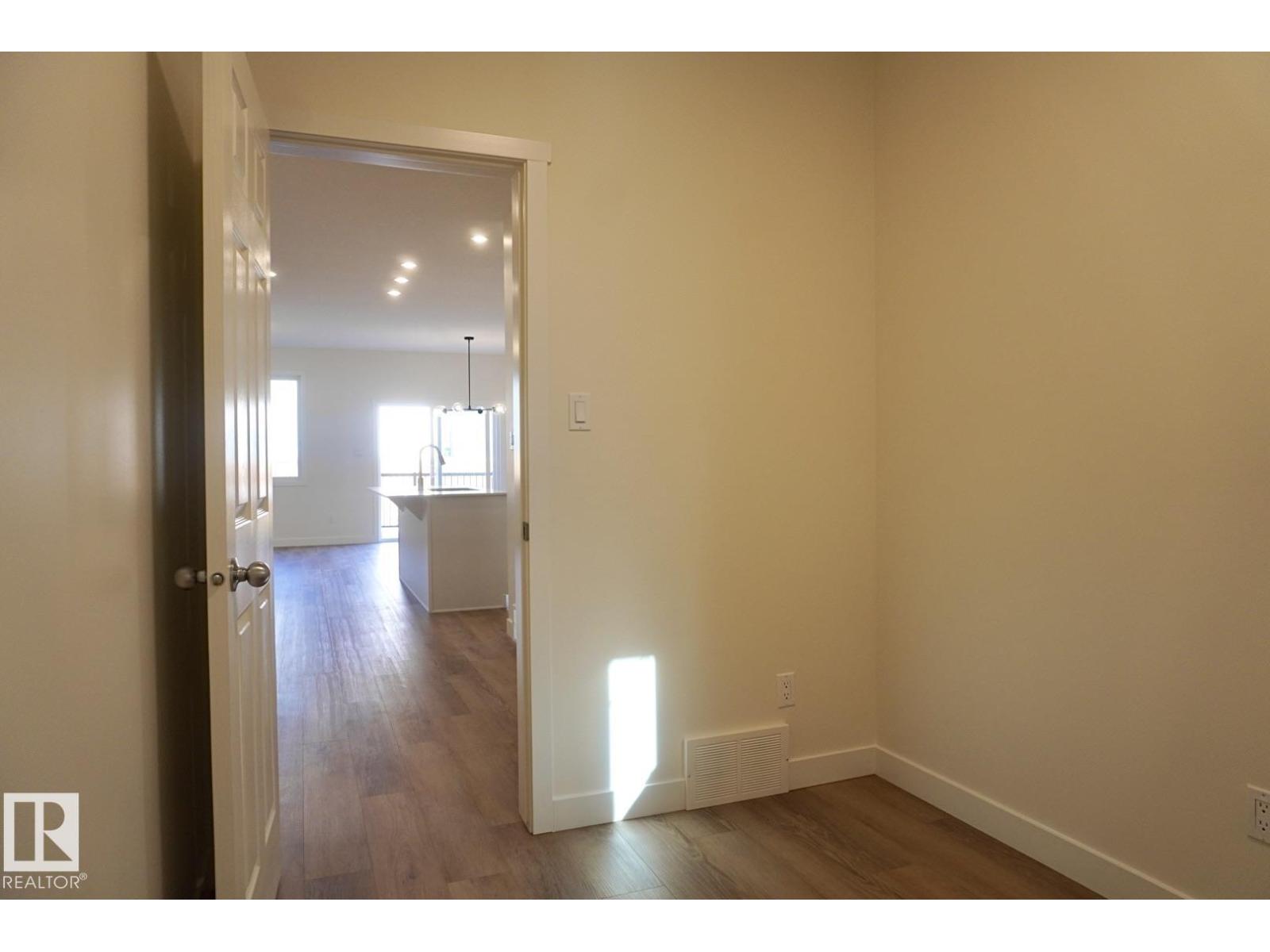 2009 209a St Nw, Edmonton, Alberta  T6M 3C8 - Photo 6 - E4450133