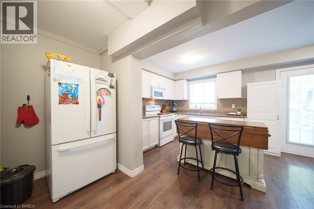 22 Hollinrake Avenue, Brantford, Ontario  N3T 0A6 - Photo 16 - 40763831