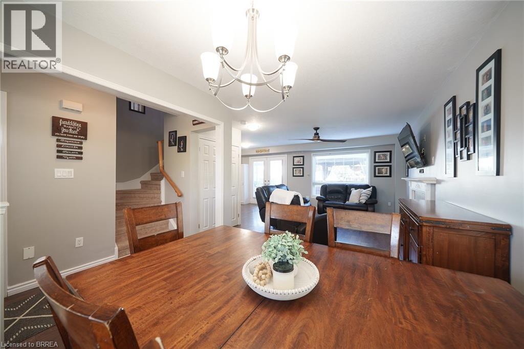 22 Hollinrake Avenue, Brantford, Ontario  N3T 0A6 - Photo 9 - 40763831