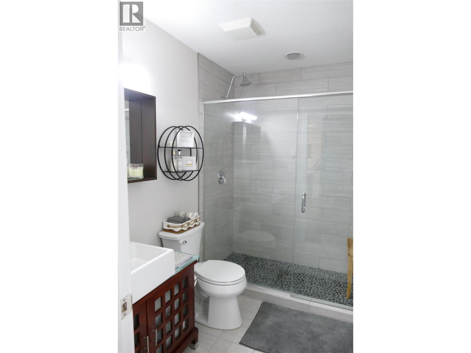 5054 Riverview Road Unit# 7, Fairmont Hot Springs, British Columbia  V0B 1L1 - Photo 22 - 10361197
