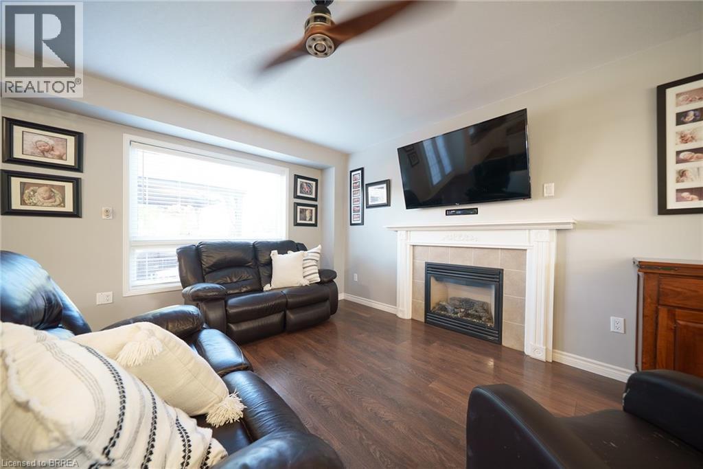 22 Hollinrake Avenue, Brantford, Ontario  N3T 0A6 - Photo 10 - 40763831