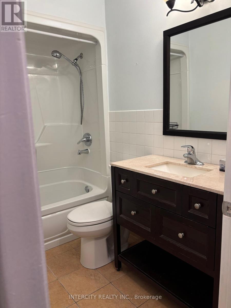363 Andrew Street, Newmarket, Ontario  L3Y 1H5 - Photo 37 - N12310849